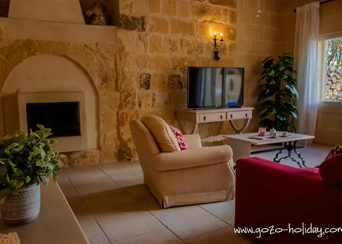 Tal Fjuri בית נופש *